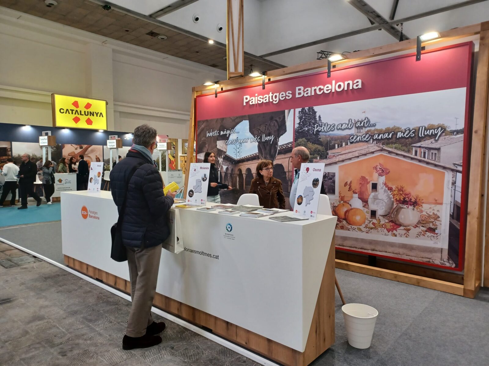 Participació A La Fira B-Travel I A La Mostra De Turisme D’Osona Del Mercat Del Ram
